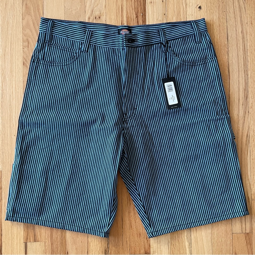 Dickies 11” Shorts